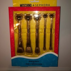 Moschino x Sephora Makeup Brushes Limited Edition